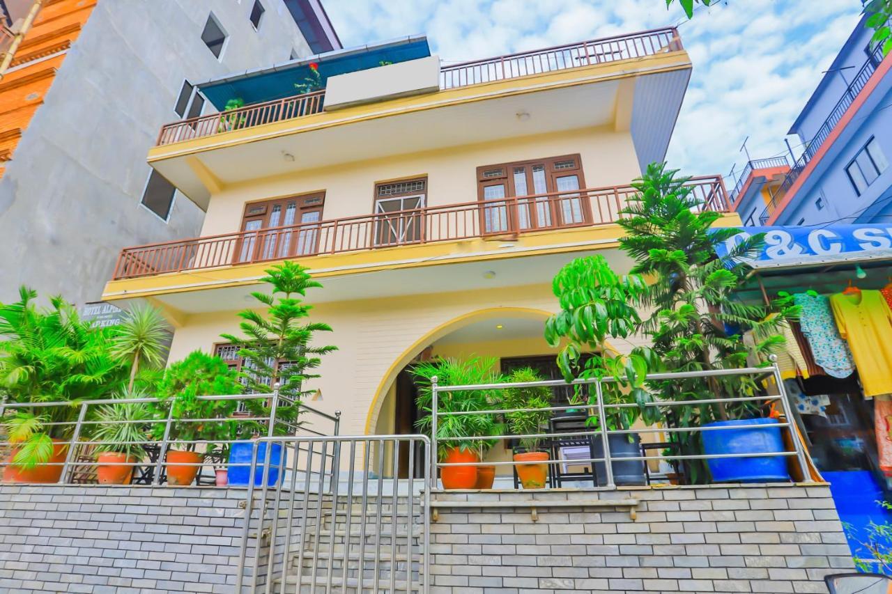 Hotel Alpine Villa Pokhara Exterior foto